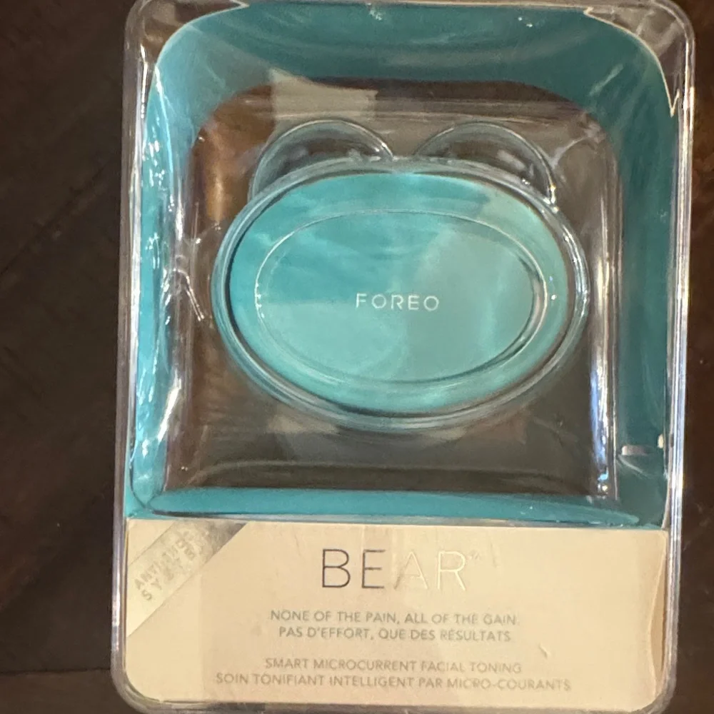 FOREO BEAR Facial Toning Device - Turquoise Blue